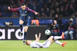 Paris SG (trái) sẽ không bỏ qua cơ hội diệt vua hòa Angers để giành trọn 3 điểm. Ảnh: Getty Images