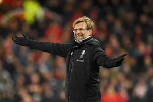 HLV Jurgen Klopp đang trả giá đắt cho những quyết định sai lầm. Ảnh: Getty Images