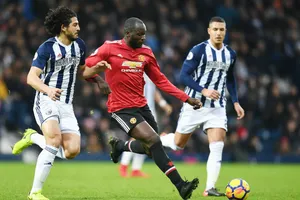 Romelu Lukaku (giữa) tiếp tục nổ súng để giúp Man.United chiến thắng. Ảnh: Getty Images