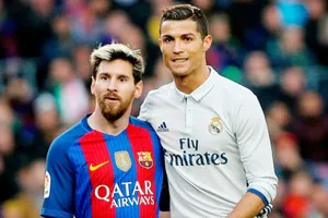 Messi đã vượt qua Ronaldo để trở thành cầu thủ có hiệu suất ghi bàn tốt nhất năm 2017. Ảnh: Getty Images