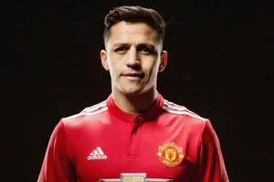 Alexis Sanchez chính thức gia nhập Man.United. Ảnh: Getty Images 