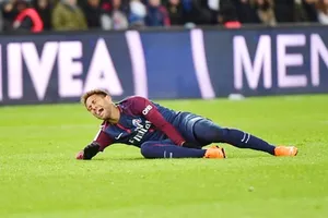 Neymar dính chấn thương. Ảnh: Getty Images