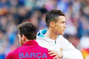 Messi chưa “khỏe” với Ronaldo trong cuộc đua Pichichi. Ảnh: Getty Images.