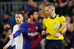 Messi bị “tố” được trọng tài ưu ái. Ảnh: Getty Images