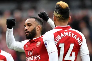 Phong độ của Lacazette trong mùa giải đầu tiên khoác áo Arsenal là tương đối tốt. Ảnh: The Metro