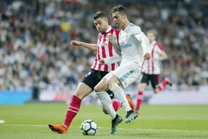 Ronaldo giải cứu Real thoát thua. Ảnh: Getty Images