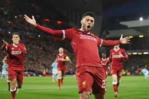 Alex Oxlade-Chamberlain chịu cú sốc khi đang đạt phong độ đỉnh cao. Ảnh: Getty Images