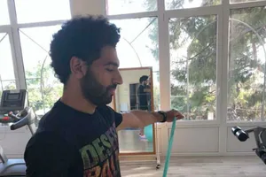 Mohamed Salah khoe tâm trạng khá tốt khi tập luyện. 