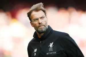 HLV Jurgen Klopp sớm phải phiền lòng vì mùa giải mới. Ảnh: Getty Images