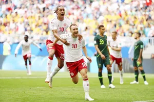 Eriksenn ghi bàn mở tỉ số. Ảnh FIFA.
