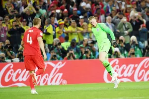 Pha ăn mừng gây châm biếm của Pickford. Ảnh: Getty Images