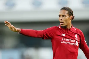 Virgil van Dijk đã chỉ huy tuyệt vời hệ thống phòng ngự của Liverpool. Ảnh: Getty Images