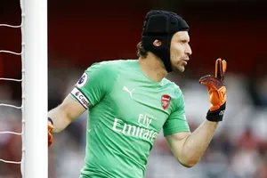 Petr Cech vẫn vững vàng trong khung thành của Arsenal. Ảnh: Getty Images 