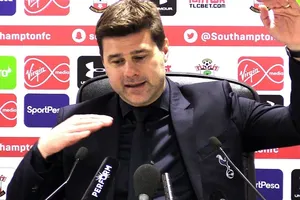 HLV Mauricio Pochettino ngày càng lộ rõ những dấu hiệu bất mãn. Ảnh: Getty Images 