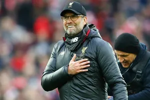 Liverpool sẵn sàng biến Jurgen Klopp trở thành “Sir Alex của Anfield”, nhưng HLV này thì chưa. Ảnh: Getty Images 