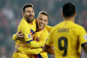 Lionel Messi ăn mừng cột mốc mới của sự nghiệp. Ảnh: Getty Images