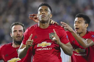 Anthony Martial ghi bàn giúp Man.United giành chiến thắng nhọc nhằn. Ảnh: Getty Images 