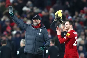 HLV Jurgen Klopp thừa nhận hạnh phúc với màn khởi đầu khó tin. Ảnh: Getty Images