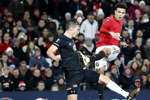 Mason Greenwood vẫn chưa thật sự sẵn sàng buộc HLV Ole Gunnar Solskjaer phải lên kế hoạch tăng cường tiền đạo. Ảnh: Getty Images