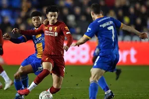 HLV Jurgen Klopp tiếp tục dùng cầu thủ trẻ cho mặt trận cúp quốc nội. Ảnh: Getty Images