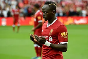 Sadio Mane chỉ nghĩ về nỗi đau mà dịch Covid-19 đang gây nên cho thế giới. Ảnh: Getty Images 