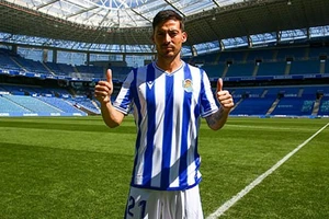 David Silva dương tính Covid-19 ngay sau khi ra mắt đội bóng mới Real Sociedad.