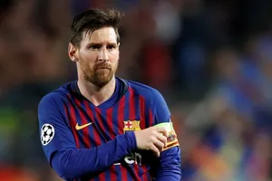 Lionel Messi muốn thoát khỏi gánh nặng đội trưởng ở Barca. Ảnh: Getty Images