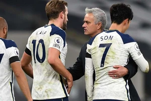 Tình hình tài chính của Tottenham trái ngược với thành tích trên sân. Ảnh: Getty Images 