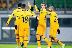 Tottenham đã sớm có thể tập trung cho cuộc đua vô địch Premier League.