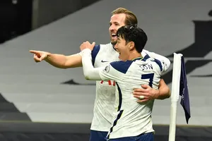 Son Heung-min và Harry Kane tiếp tục mang về chiến thắng cho Tottenham. Ảnh: Getty Images 