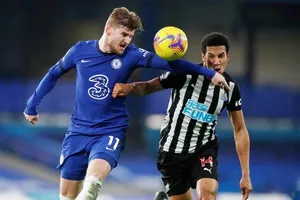 Timo Werner (trái) cuối cùng đã chấm dứt cơn hạn hán bàn thắng. Ảnh: Getty Images