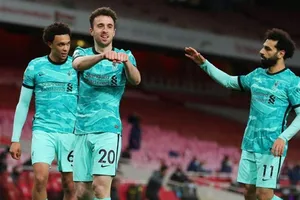 Tiền đạo Diogo Jota sắm vai người hùng với 2 bàn sau khi vào sân. Ảnh: Getty Images 