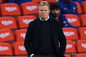 HLV Ronald Koeman luôn phải đối mặt với sự hoài nghi tại Barca. Ảnh: Getty Images