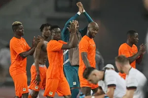 Bờ Biển Ngà ngạo nghễ trước nỗi thất vọng của người Đức.