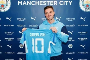 Jack Grealish ra mắt với chiếc áo số 10 tại Man.City.