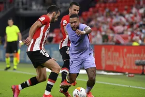 Memphis Depay không thể giúp Barca đánh bại đối thủ khó nhằn Bilbao.