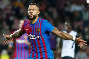 Memphis Depay không ổn định và có thể “bị khớp” trong trận Siêu kinh điển đầu tiên.