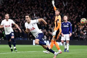 Tottenham ngược dòng đánh bại Leeds United để giành 3 điểm quan trọng. Ảnh: Getty Images