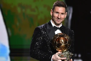 Lionel Messi nối dài kỷ lục lần thứ 7 được vinh danh Quả bóng vàng.