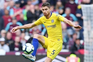 Jorginho đang có dấu hiệu quá tải. Ảnh: Getty Images