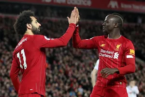 Thiếu Mohamed Salah và Sadio Mane sẽ là bất lợi lớn với Liverpool. Ảnh: Getty Images