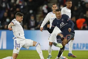 Kylian Mbappe vừa ghi bàn giúp PSG đánh bại Real ở Champions League.