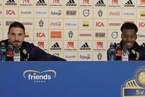 Zlatan Ibrahimovic dành nhiều lời khen ngợi cho tiền đạo trẻ Anthony Elanga.