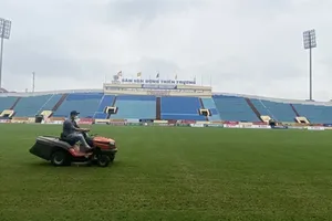 Sân Thiên Trường đã sẵn sàng chào đón các đội bóng tới thi đấu. Ảnh: L.V.TIÊN