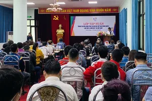 Lớp tập huấn chuyên môn cho trọng tài bắn súng SEA Games 31 đã khai mạc. Ảnh: MINH CHIẾN 