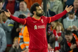 Mohamed Salah là cầu thủ đầu tiên trong lịch sử Premier League ghi được 5 bàn thắng vào lưới Man.United trong một mùa giải.