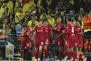 Người hâm mộ Villarreal chỉ biết câm lặng trước sức mạnh của chủ nhà Liverpool.