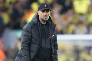 HLV Jurgen Klopp dè dặt hơn trước những câu hỏi về triển vọng thắng “cú ăn 4”. Ảnh: Getty Images