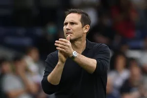 HLV Frank Lampard chỉ có thể nhẹ nhõm nếu Everton thắng Crystal Palace và trụ hạng.
