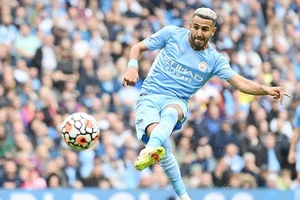 Khả năng sút phạt tốt của Riyad Mahrez là “vốn quý” của Man.City. Ảnh: Getty Images